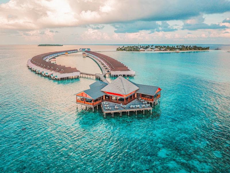 Beautiful Floating Villa - Luxury Island Resort